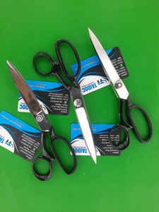 Tijeras de Sastre de Acero Inoxidable con Hoja Dentada para Costura y Modistería, Tijeras de Bordado de 8 Pulgadas, Calidad Superior para Manualidades - Product Image 5