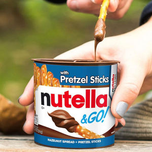 Nutella & Go Snack Cup : Crème de noisettes onctueuse avec bâtonnets croustillants, idéal pour les collations à emporter. - Product Image 5