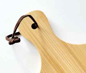 Planche à découper et plateau de service en bois - Durable, lavable au lave-vaisselle - Product Image 3