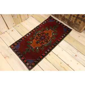 Alfombra Turca de 1.7x3.2 pies, Alfombra, Alfombra a Cuadros Roja de Lana - Product Image 1