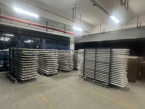 Cornisa de techo de MDF de pino macizo, moldura de corona, diseño tradicional moderno para interiores de villas y hoteles, Material de madera duradero - Product Image 4