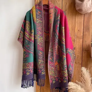 Écharpe brodée en pashmina pour femmes châle bas prix vente en gros nouveau design 2024 nouveaux châles d'hiver pour femmes vente en gros