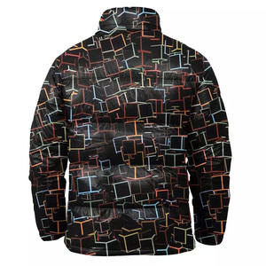 Veste matelassée à capuche de haute qualité pour l'hiver, coupe ajustée, fermeture éclair, unisexe, design imprimé camouflage par sublimation - Product Image 3