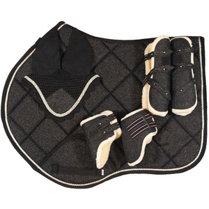 Sous-selle en satin pour chevaux, best-seller, personnalisable, haute qualité, léger, fabriqué au Pakistan, prix avantageux - Product Image 1