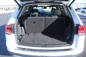 Usado 2020 Volkswagenn Atlas 3.6L SEL Premium - Product Image 2