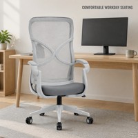 Chaise de bureau en maille gris clair avec appui-tête, accoudoirs et roulettes pour poste de travail à domicile