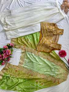 Ensemble Lehengas Choli traditionnel de créateur avec haussement d'épaules et chemisier Costume pakistanais élégant entièrement cousu pour les fêtes prêt à porter - Product Image 5