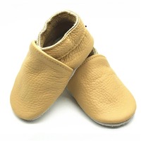 Chaussures de berceau pour bébé en cuir à semelle souple, premières chaussures de marche respirantes, antidérapantes, légères, décontractées pour tout-petits