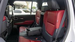 โตโยต้า แลนด์ครุยเซอร์ LC300 VXR 3.5L V6 ทวินเทอร์โบ ปี 2022 มือสอง สภาพดี - Product Image 6