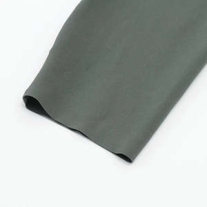 Pantalon court pour femme ERKE en vert bambou 12224202161-503 Coupe ajustée Tissu tricoté - Product Image 3