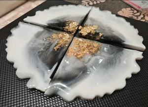 ที่รองแก้วเรซิ่นทำมือ ลายหินอ่อนสุดพิเศษ พร้อมขอบชุบทอง สำหรับกาแฟ ชา และเครื่องดื่ม งานฝีมือเรซิ่น - Product Image 3