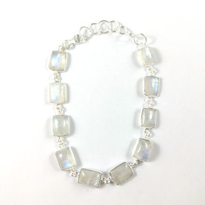 Bracelet à breloques en pierre de lune de 11,0 grammes - Product Image 1