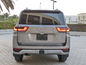 Toyota Land Cruiser con Volante a la Izquierda Disponible para la Venta - Product Image 6