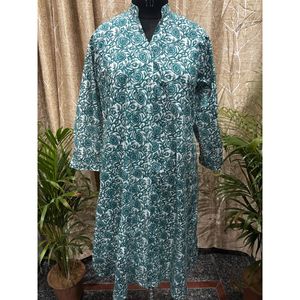 Comfortable & Stylish Casual Cotton <b>Dress</b> for Professionals <b>Loose</b> Silhouette Fit - Product Image 1