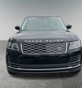 Land Rover Range Rover P525 HSE 4WD Usado Recientemente, Volante a la Izquierda, Emisión Euro IV, 50001-75000 Millas, 5 Plazas - Product Image 1