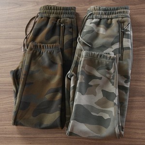 Pantalon de survêtement camouflage en velours épais rétro américain pour homme, mode automne-hiver, cordon de serrage, sport décontracté, pantalon à chevilles nouées - Product Image 3