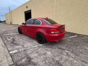 Mejor Auto Usado 2009 B-M-W Serie 1 128i Rojo Volante a la Izquierda - Product Image 5