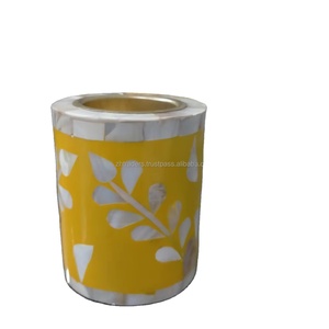 Exquisito Quemador de Incienso de Sándalo Natural Hecho a Mano con Diseño Indio, Regalo Religioso para Eid y Ramadán para el Hogar y Hoteles - Product Image 1