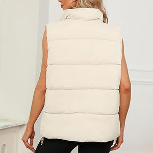 2025 Trendy Custom Women's Short Warm Eco-Friendly Breathable Puffer Vest-Zipper <b>Bubble</b> Sleeveless Tank <b>Top</b> Style Jacket - Product Image 4