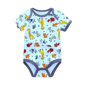 Design personnalisé unisexe, barboteuse en bambou et spandex pour bébés avec fermeture à bouton-pression et fermeture OEM pour l'été - Product Image 2