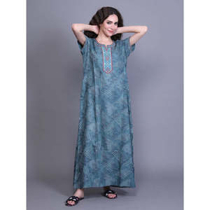 Pyjama de mariée d'été alpin brodé en tissu, avec poche latérale, encolure personnalisable, fermeture à cordon, offre ODM, 3 pièces - Product Image 3