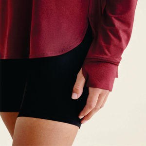 92% poliéster reciclado 8% Spandex Slim Fit secado rápido Anti olor Windsor Wine Mix mujeres renovar transpirable manga larga Top - Product Image 4