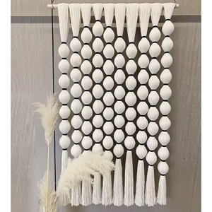 Tapiz de Pared de Macramé con Diseño de Rayas en Contraste, Decoración Boho Grande, Tapiz Tejido a Mano, Estilo Caralarga Lomas, Arte de Pared Bohemio para el Hogar - Product Image 1