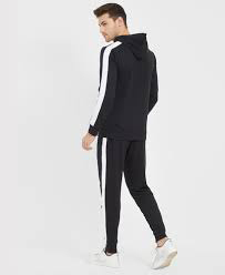 Nouveautés Survêtements de sport à manches longues de style moderne pour femmes Survêtements d'entraînement sportif Dernière conception pour femmes - Product Image 2