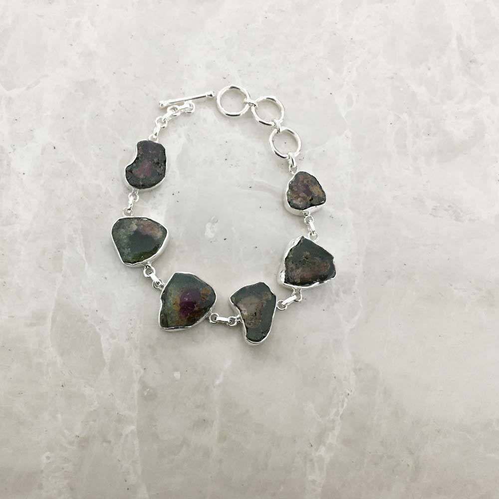 สีเขียวและสีชมพู