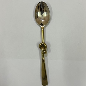 Fourchette à poignée noire de nouveau style en acier inoxydable couverts de designer modernes pour la cuisine et la salle à manger fourchette élégante et durable pour un usage quotidien - Product Image 2