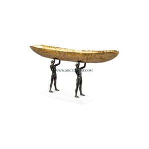 Sculpture décorative couleur noire Statue humaine tenant plateau moderne Designer table Accent objet Sculpture approvisionnement en gros - Product Image 1