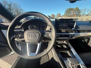 Audi A5 S line Premium Plus Sportback 45 TFSI 2024, voiture d'occasion exceptionnelle - Product Image 2