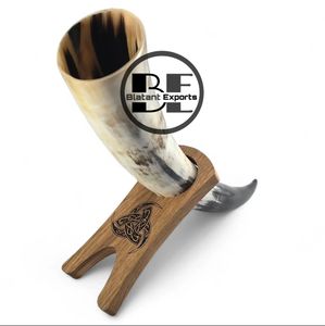 เขาควายแกะสลักด้วยมือสำหรับดื่มสไตล์ไวกิ้ง ขัดเงา พร้อมฐานไม้  รับสลักโลโก้ตามสั่ง เป็นมิตรกับสิ่งแวดล้อม ดีไซน์สวยงาม รูปทรงสัตว์ - Product Image 1