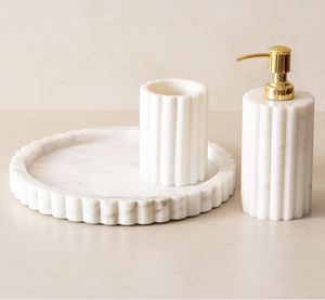 Ensemble de salle de bain en marbre blanc Ensemble d'accessoires de salle de bain Ensemble de lavage trois pièces de style incroyable Vente personnalisée - Product Image 1