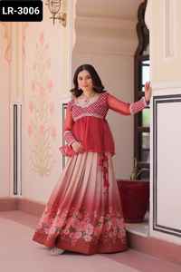 Nouveau Designer Cosmos Avec Fleur Imprimé Lehenga et Mousseline de Soie avec Perles Brodées Top de Travail avec Manches Complètes et Motif Fantaisie - Product Image 3