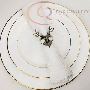 Anneaux de serviette de luxe pour la mise en place de la table, conçus pour ajouter du charme aux tables à manger et aux occasions festives - Product Image 6