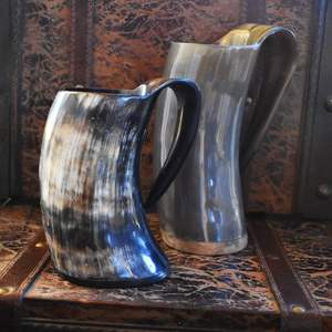 MORDEN DESIGNE CORNE NATURELLE ORIGINAL VINKING BOIRE CORNE TASSE-100% Authentique Bière Tankard Corne Verre pour Noël - Product Image 1