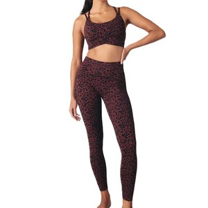 เสื้อผ้าฟิตเนสพิมพ์ลายดีไซน์2025ชุดเล่นโยคะออกกำลังกาย2ชิ้นสำหรับผู้หญิง - Product Image 1