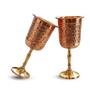 Forme ronde de gobelet en verre à vin en cuivre de nouveau style avec design martelé et placage de cuivre fini pour les fêtes de mariage - Product Image 6