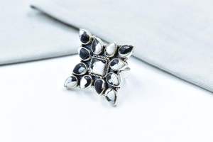 Bague ajustable en argent sterling et buffle blanc faite à la main Bijoux artisanaux uniques Bague bohème en pierres précieuses pour femmes - Product Image 5