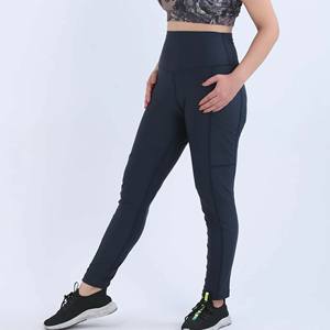 Leggings de yoga antibactériens taille moyenne en coton et bambou pour femmes avec motif à carreaux pour l'entraînement d'hiver-Couleurs personnalisées - Product Image 4