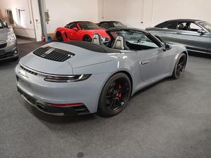En stock, occasion, 2025 911 Carrera GTS Cabriolet, moteur diesel turbo de plus de 8L, 480 CV, sièges en cuir, intérieur foncé, transmission automatique, en vente - Product Image 4
