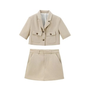 ชุดสูทสั้นเอวสูงสีทึบสำหรับผู้หญิง, สินค้าใหม่ - Product Image 2