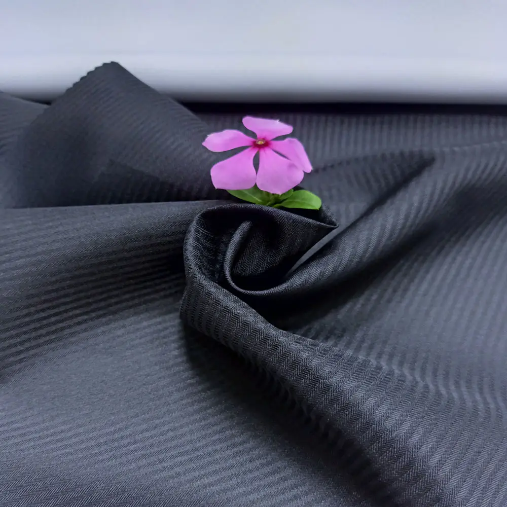 Neues Design 100% Polyester,58 Zoll-60 Zoll, 86gsm Herings knochen DKP-202 Verwendung für Bekleidung Outdoor-Sport jacke