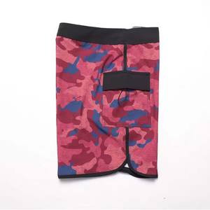 Short de gymnastique personnalisé pour hommes Short de sport imprimé en tissu extensible à séchage rapide pour maillot de bain pour hommes - Product Image 3