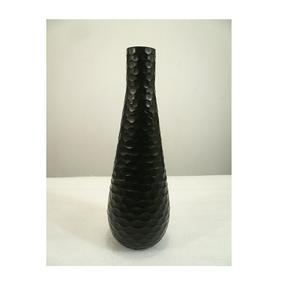 Florero de diseño martillado negro de hierro Florero de restaurante de hotel - Product Image 1