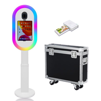 Photomaton portable pour iPad avec éclairage RVB pour la location d'équipements publicitaires, mariages et événements