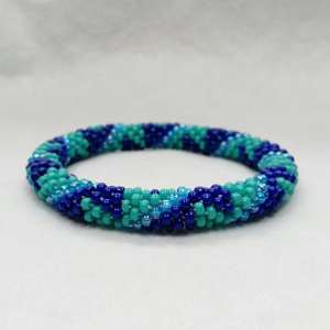 Brazalete de abeja con cuentas hecho a mano-Brazalete para mujeres y niñas - Product Image 5