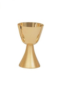 Calice d'église en laiton plaqué or, gravure, fait main, finition brillante mate, forme simple, excellente qualité - Product Image 1