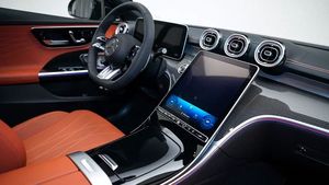 Nuovissimo 2024 MER CEDES BEN Z C = classe AMG C63S 600 = 699hp 4 cilindri 5 posti cambio automatico - Product Image 2